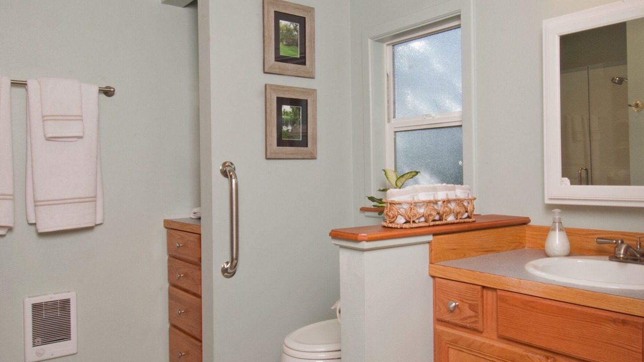 Photo of Bathroom in Bainbridge Island