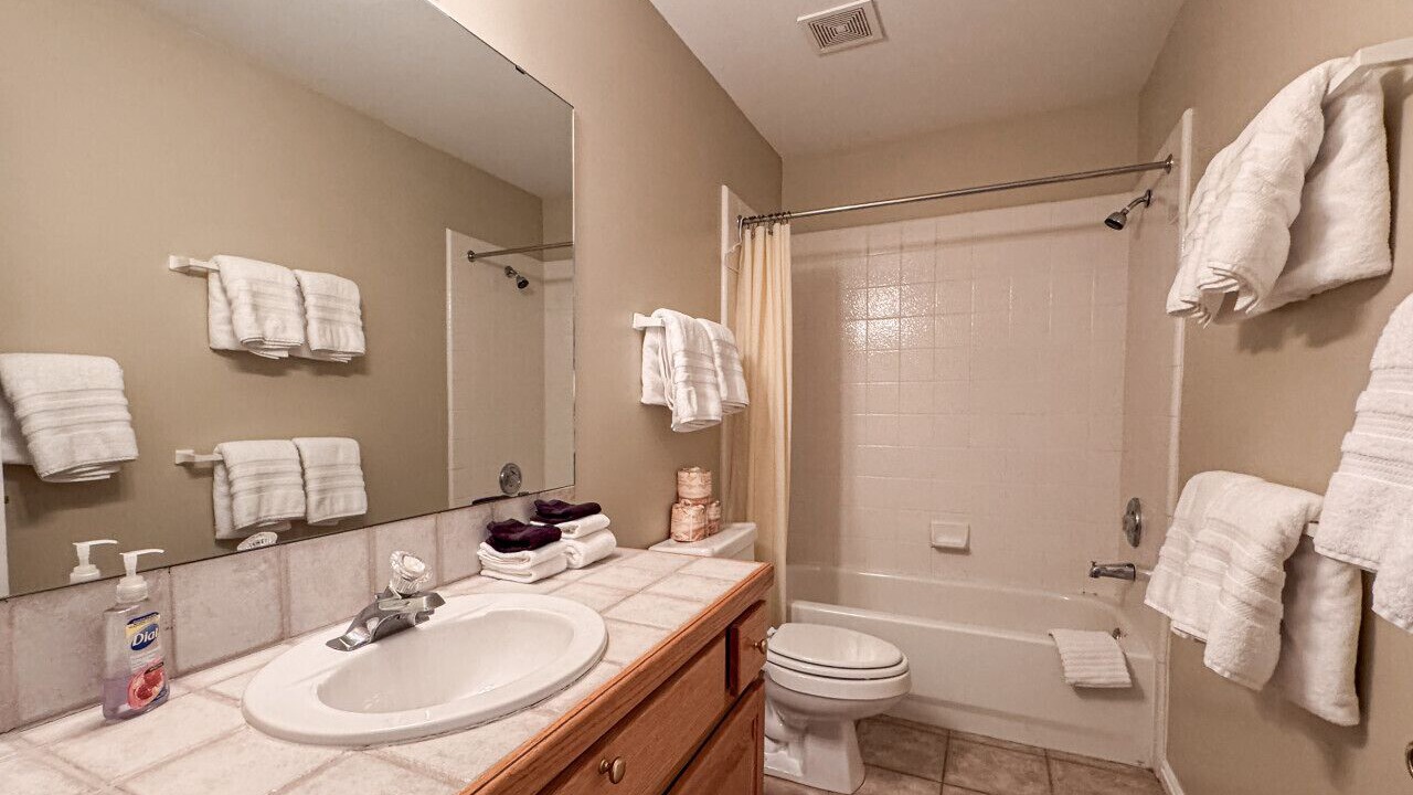 Photo of Bathroom in Harbor Village