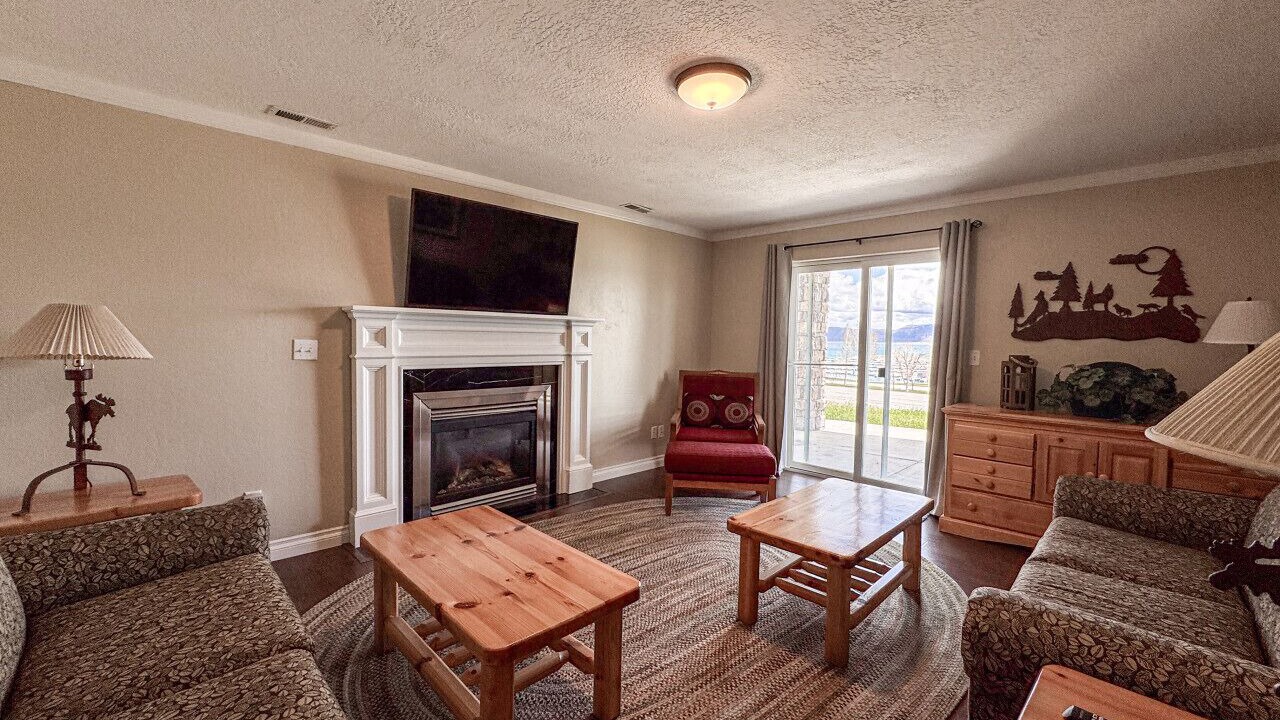 Photo of Livingroom in Harbor Village