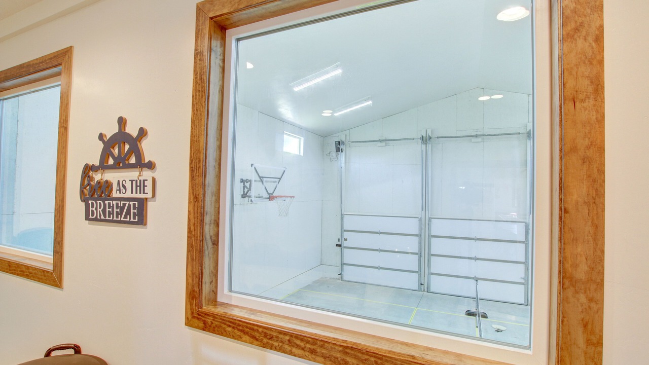 Photo of Bathroom in Garden City