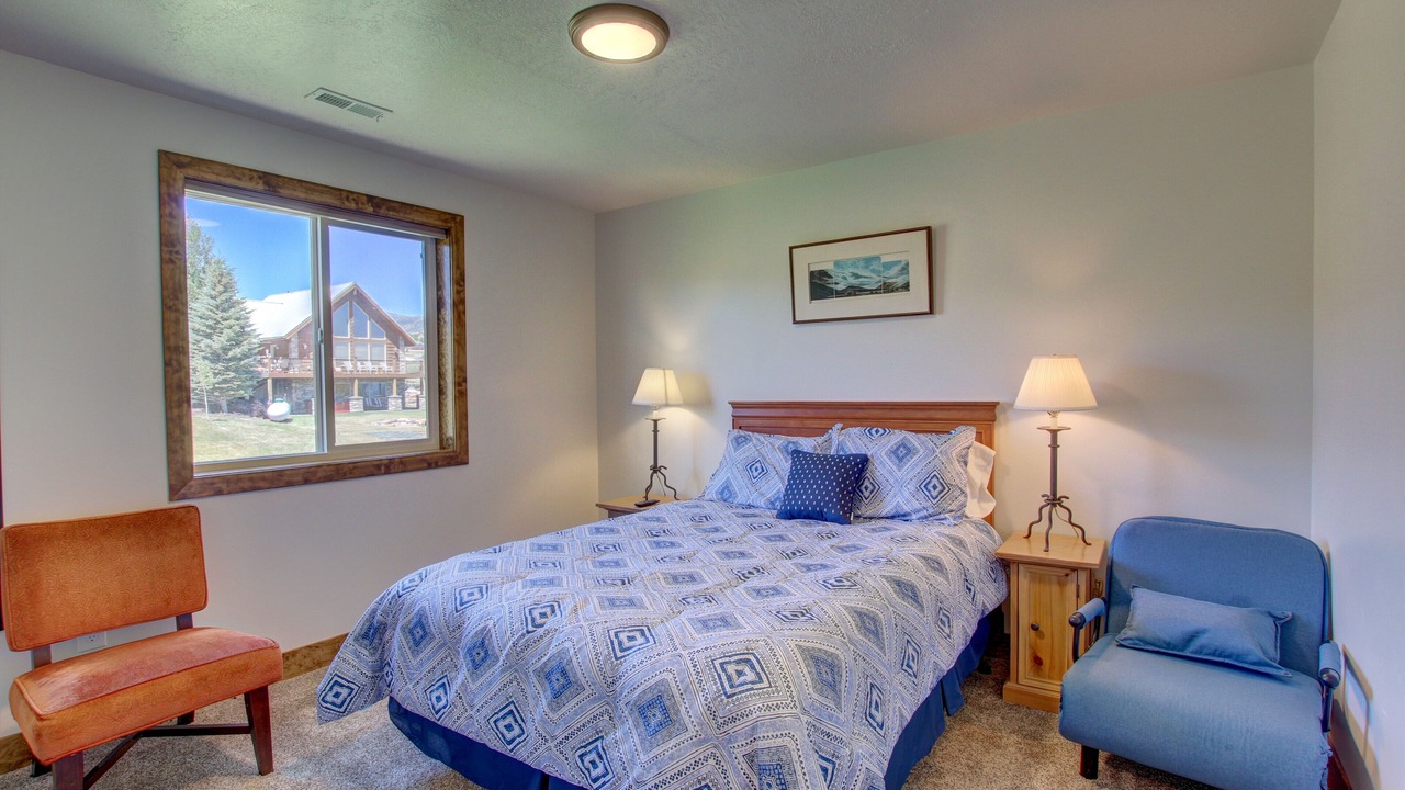 Photo of Bedroom in Garden City