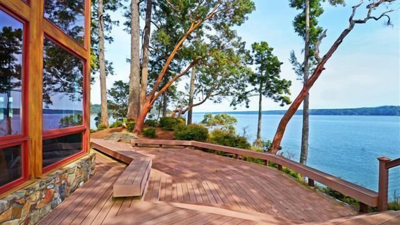 Photo of Patio Balcony in Brinnon