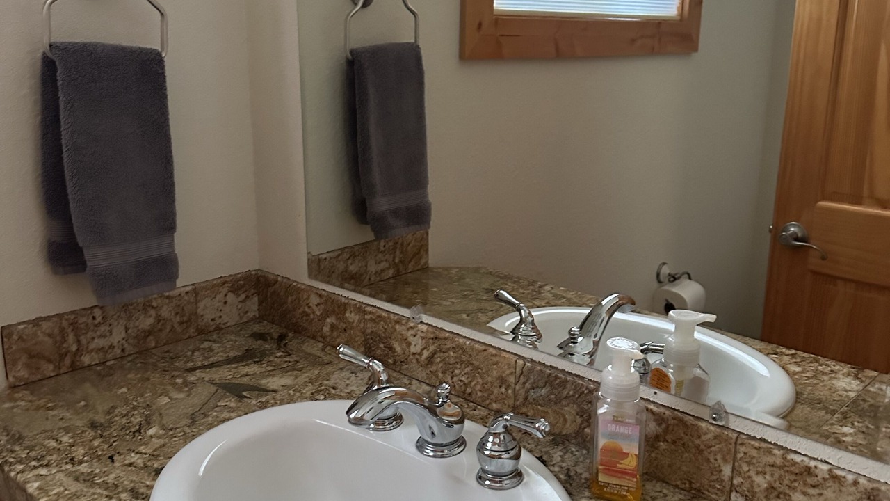 Photo of Bathroom in Crescent