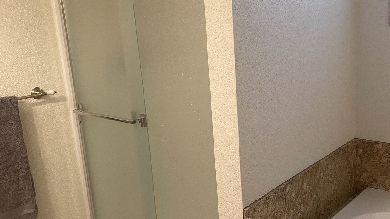 Photo of Bathroom in Crescent