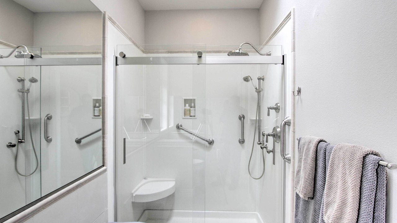 Photo of Bathroom in Parkland