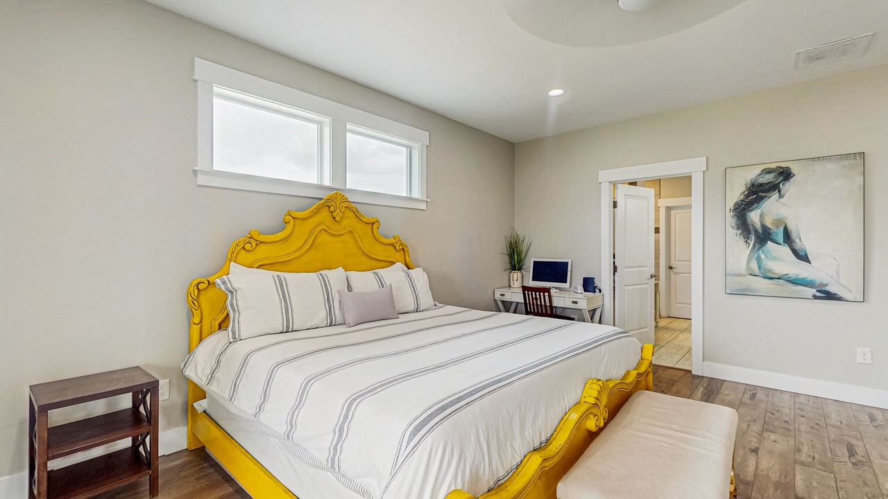 Photo of Bedroom in Manson