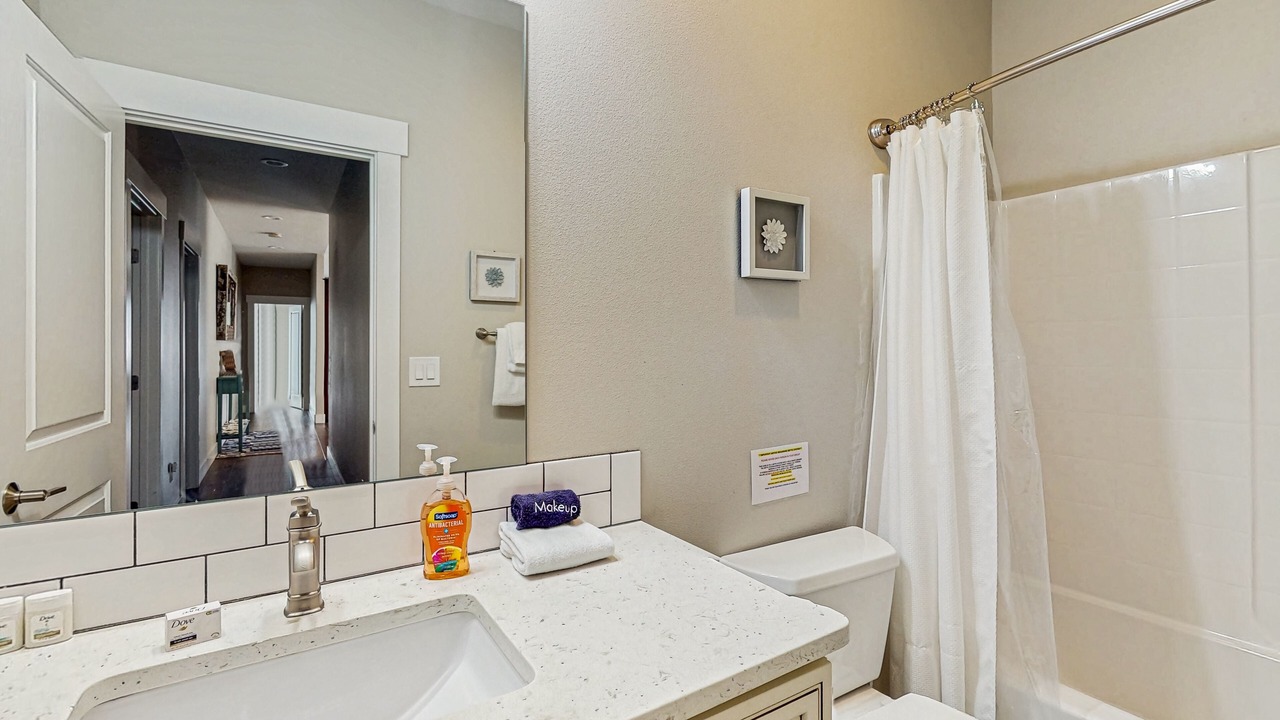 Photo of Bathroom in Manson