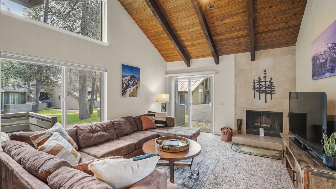 Photo of Livingroom in Tennis Village