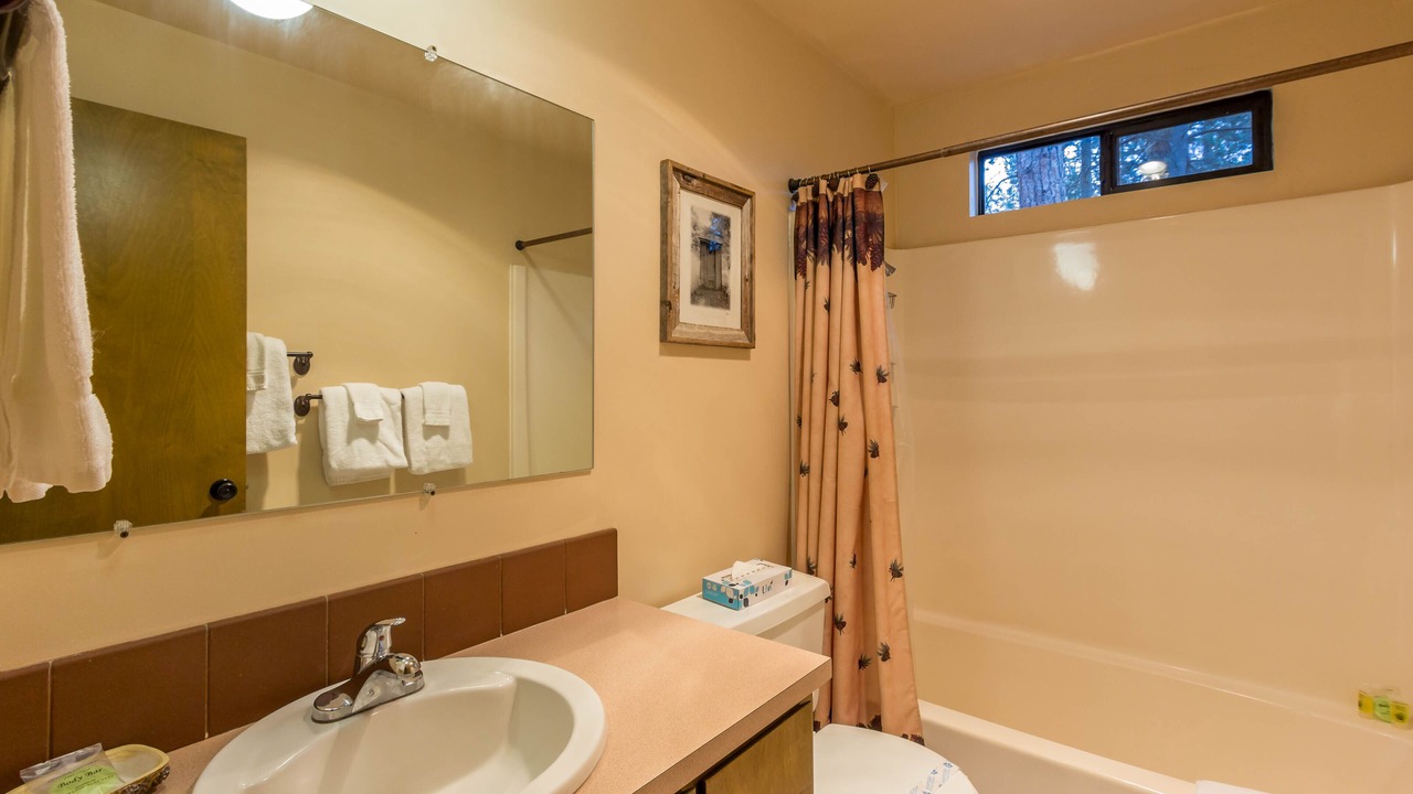 Photo of Bathroom in Sunriver