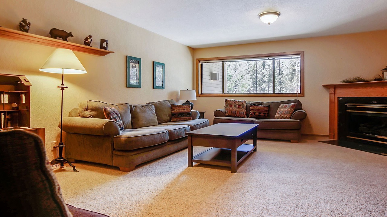 Photo of Livingroom in Sunriver