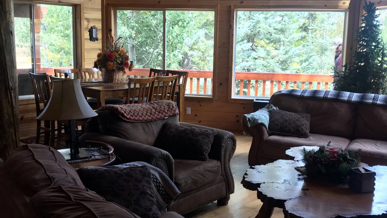 Photo of Livingroom in Duck Creek Village