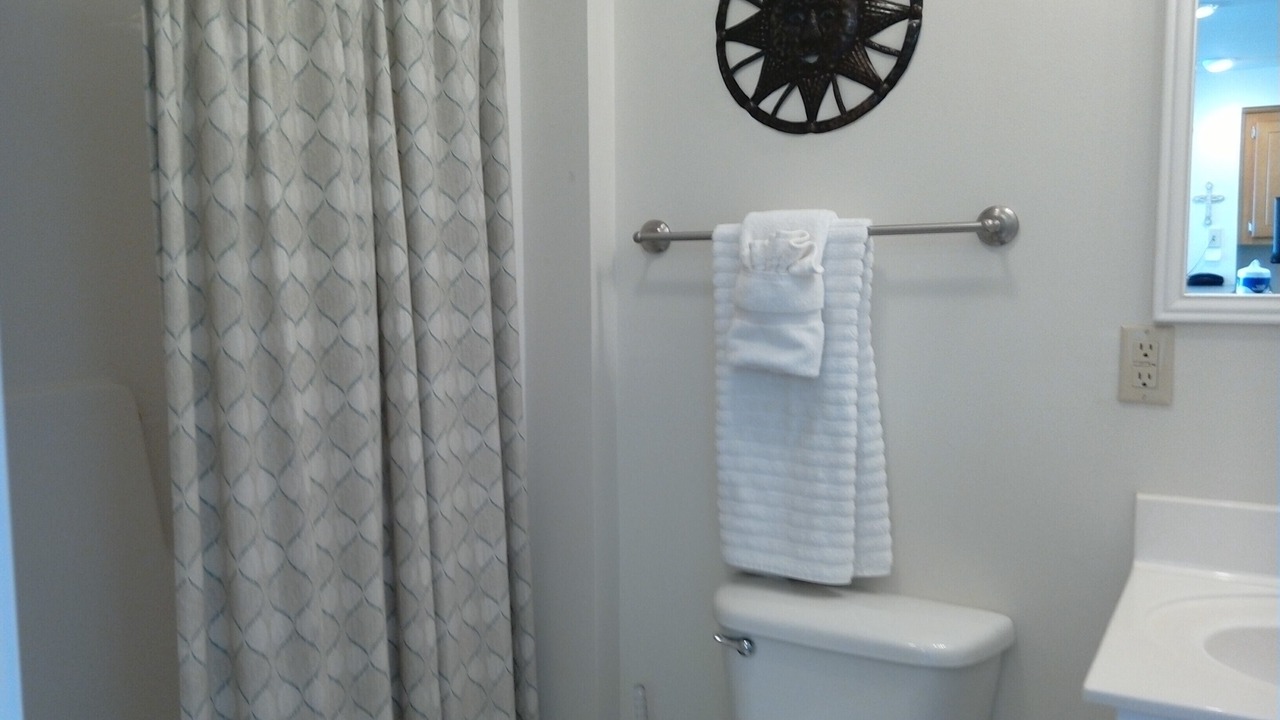 Photo of Bathroom in Dauphin Island
