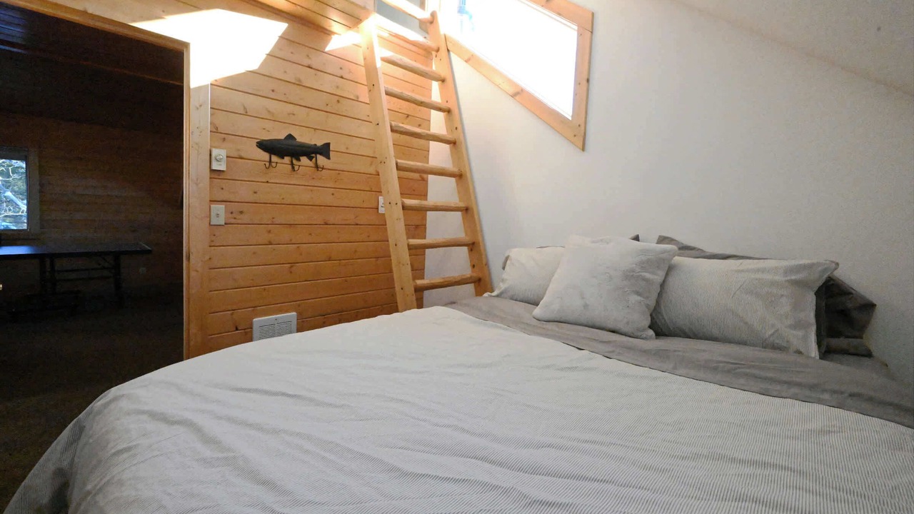 Photo of Bedroom in Island Park