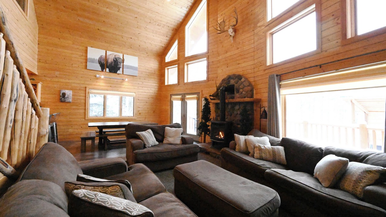 Photo of Livingroom in Island Park