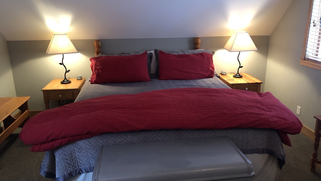Photo of Bedroom in Sunriver