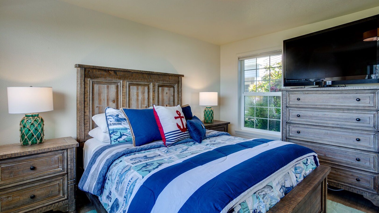 Photo of Bedroom in Waldport
