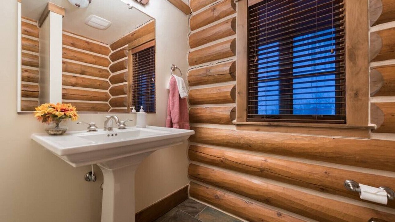 Photo of Bedroom in Victor