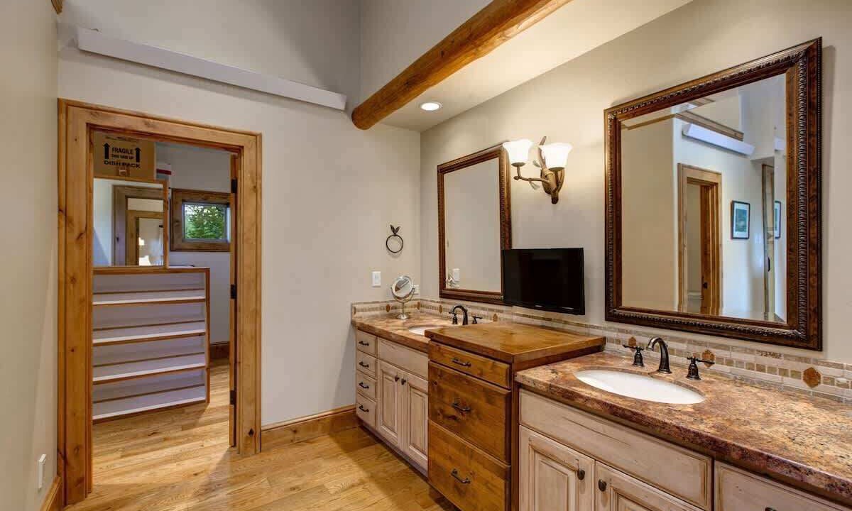 Photo of Bathroom in Wilson