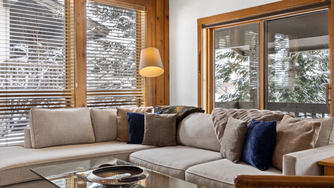 Photo of Livingroom in Teton Village