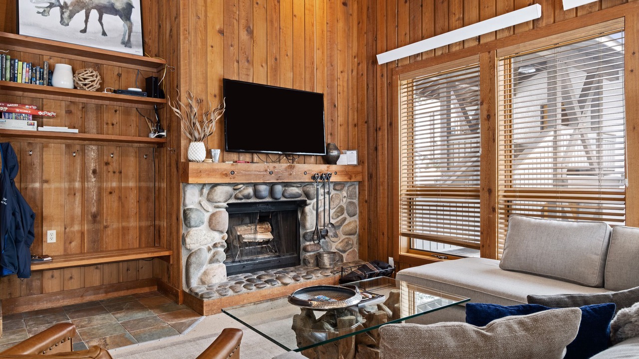 Photo of Livingroom in Teton Village