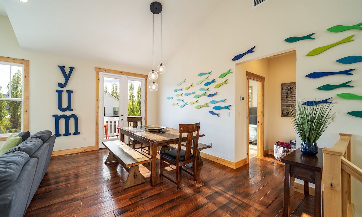 Photo of Livingroom in Chelan