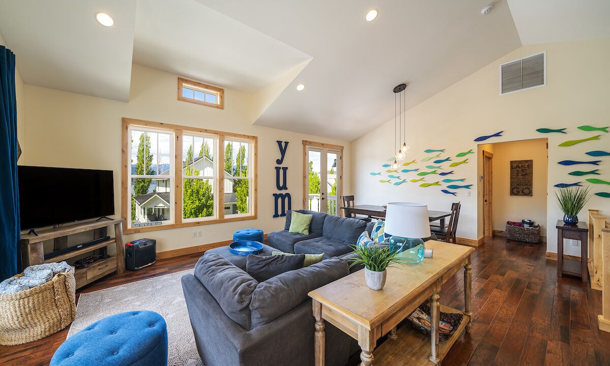 Photo of Livingroom in Chelan