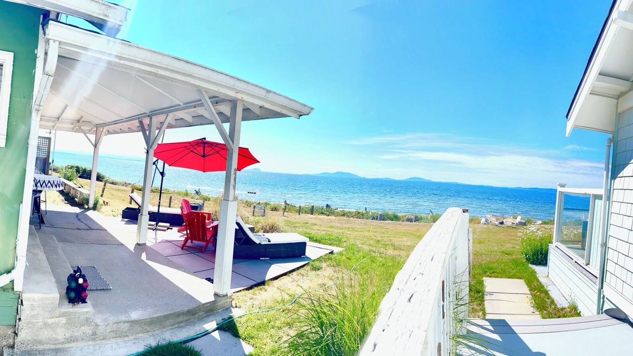 Photo of Patio Balcony in Point Roberts