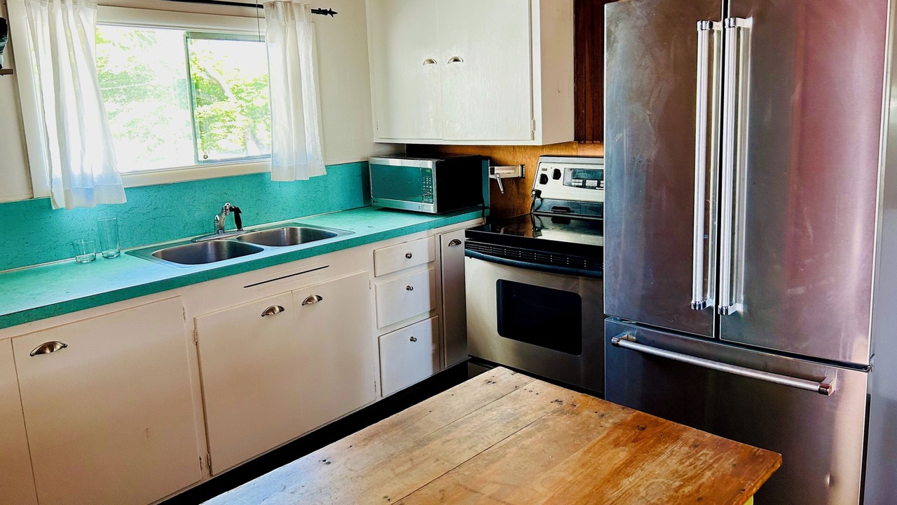 Photo of Kitchen in Point Roberts