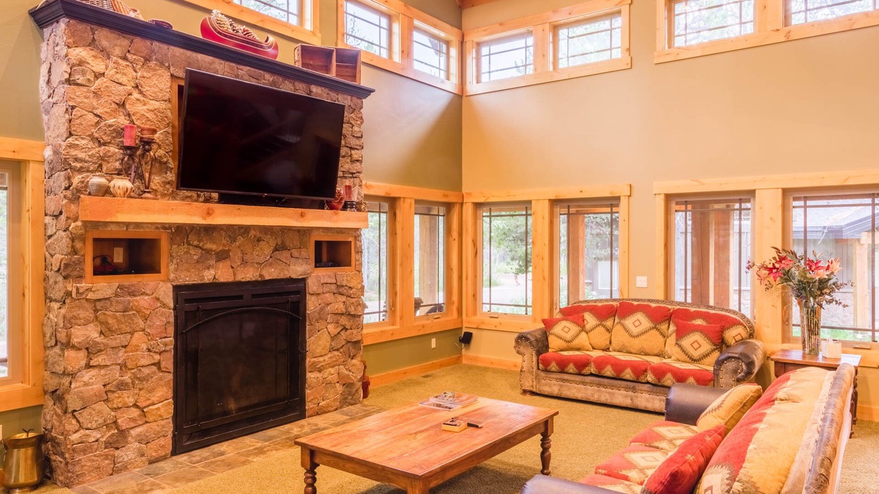 Photo of Livingroom in Island Park