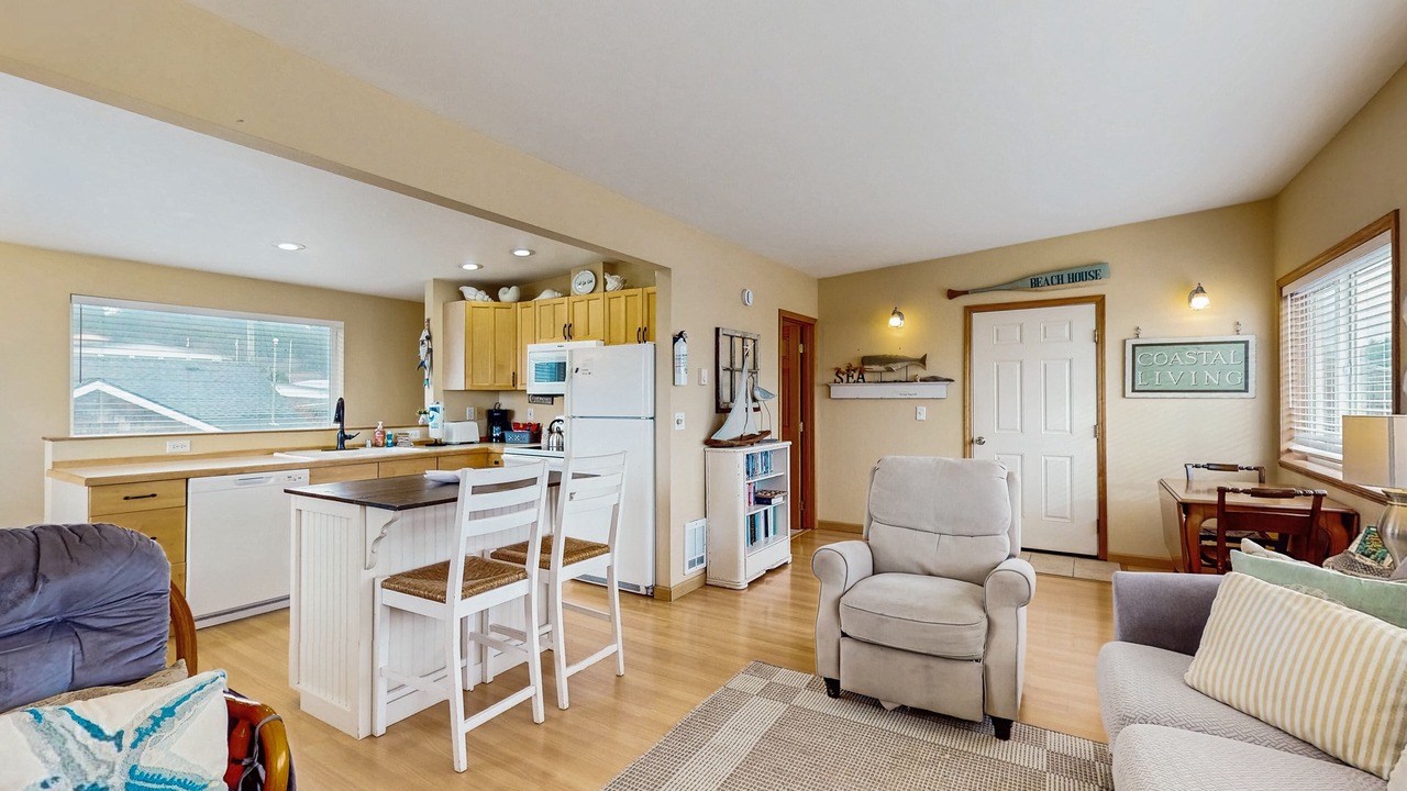 Photo of Livingroom in Pacific Beach