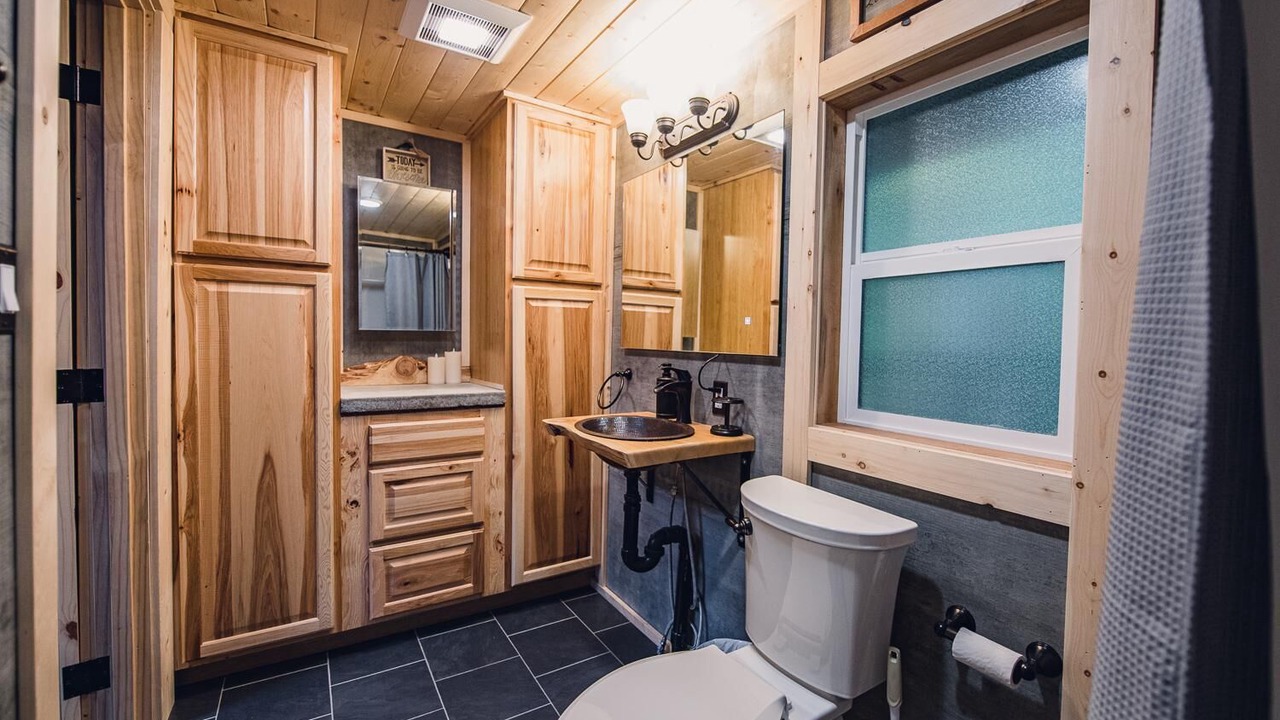 Photo of Bathroom in Port Angeles