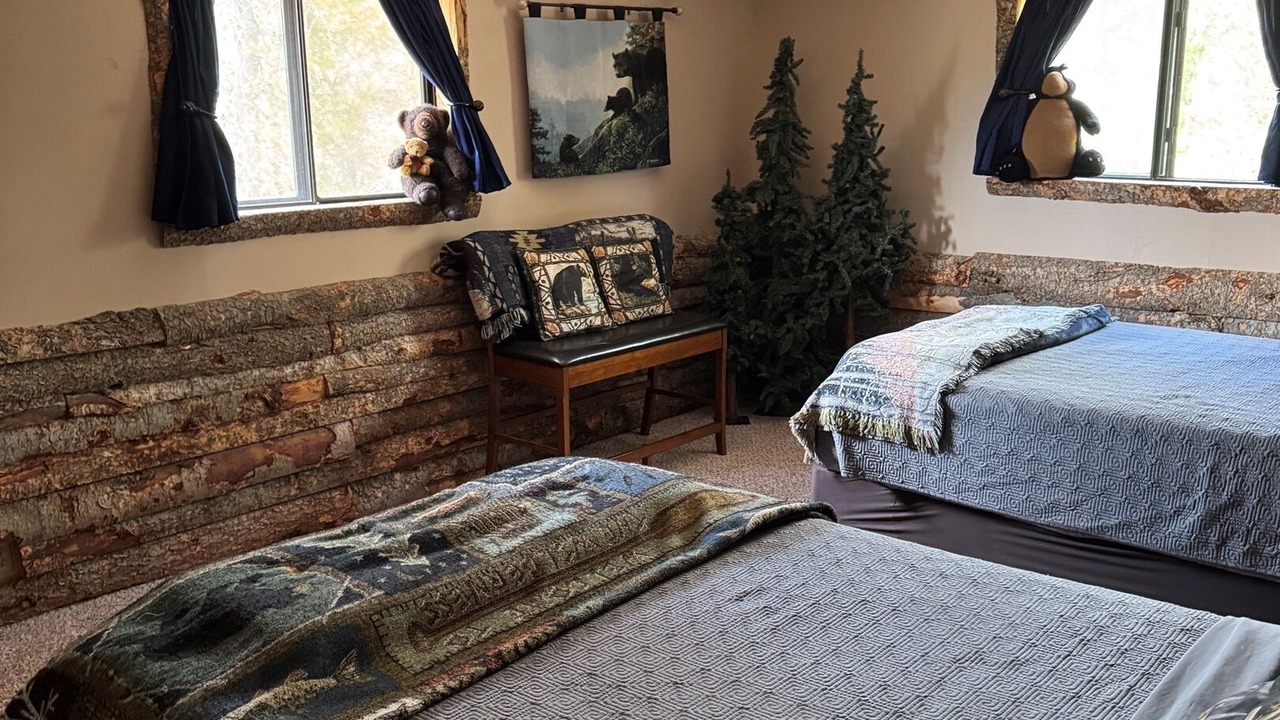 Photo of Bedroom in Island Park