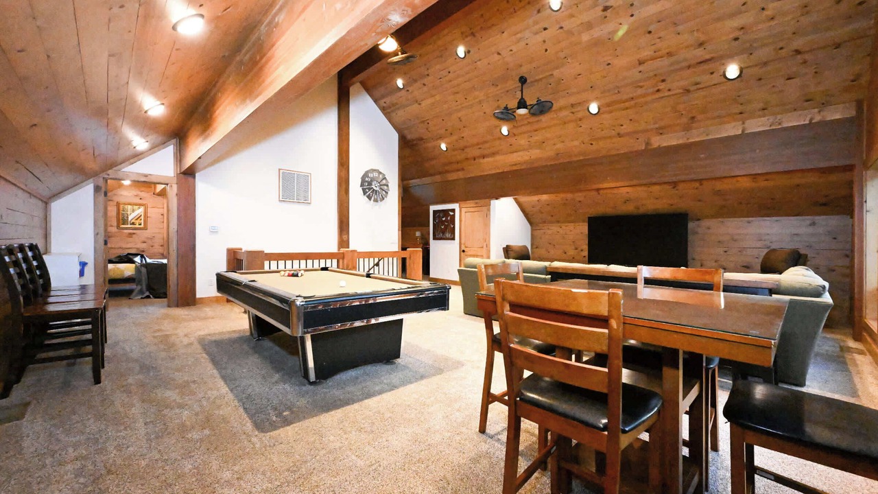 Photo of Bedroom in Island Park