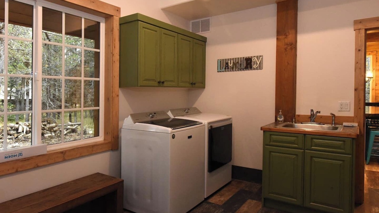 Photo of Bedroom in Island Park
