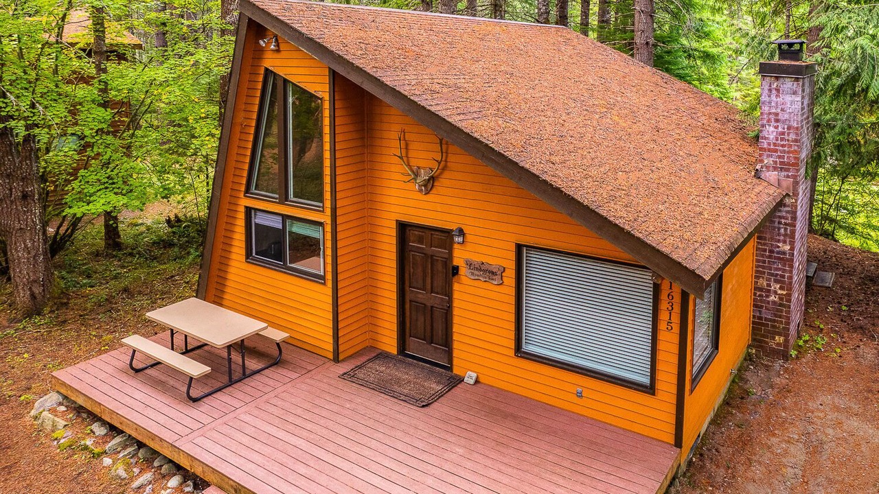 Photo of Outdoor in Enumclaw