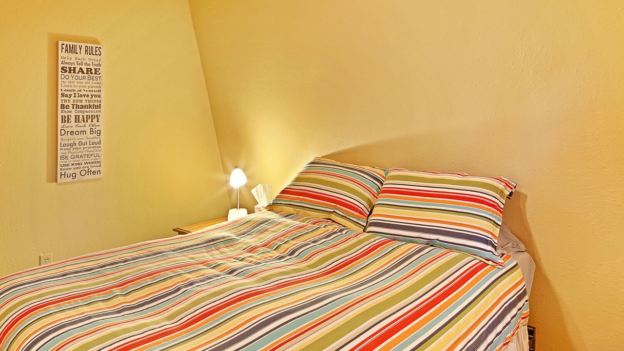Photo of Bedroom in Enumclaw
