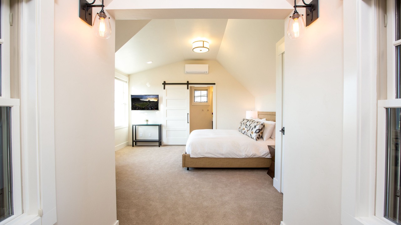 Photo of Bedroom in Bend