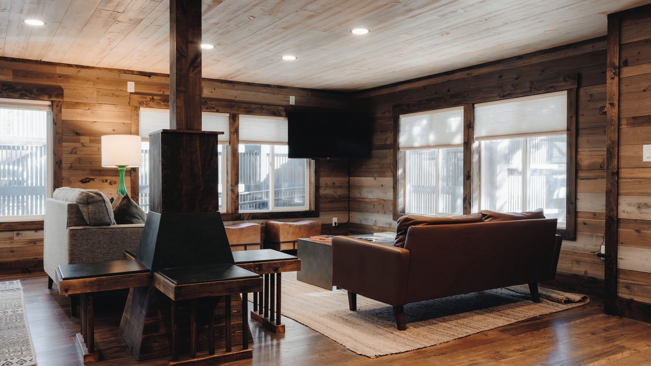 Photo of Livingroom in Victor