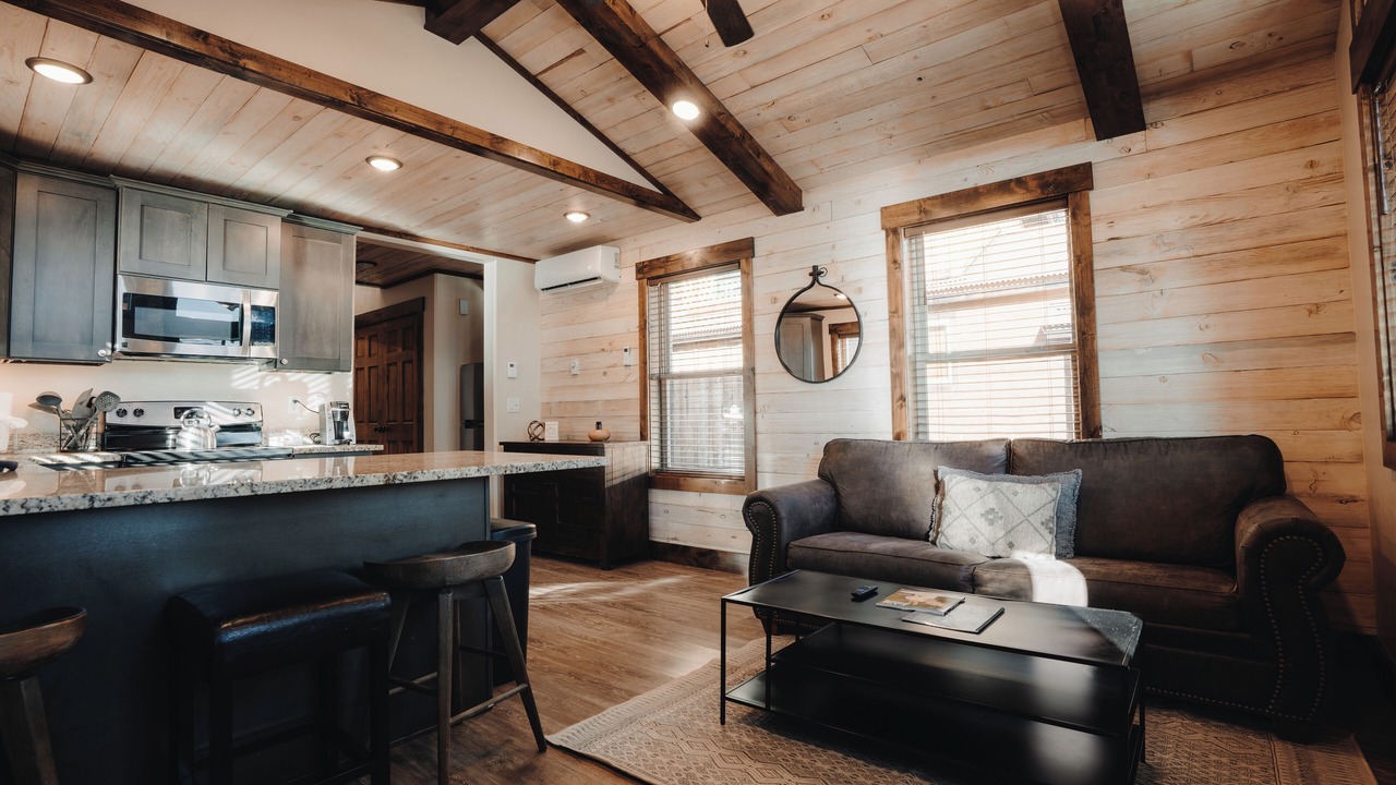 Photo of Livingroom in Victor