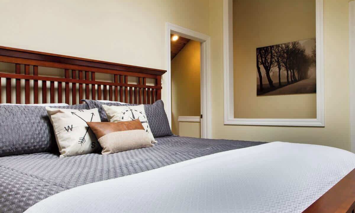 Photo of Bedroom in Glacier