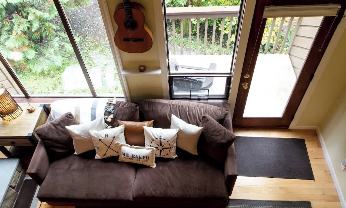 Photo of Livingroom in Glacier