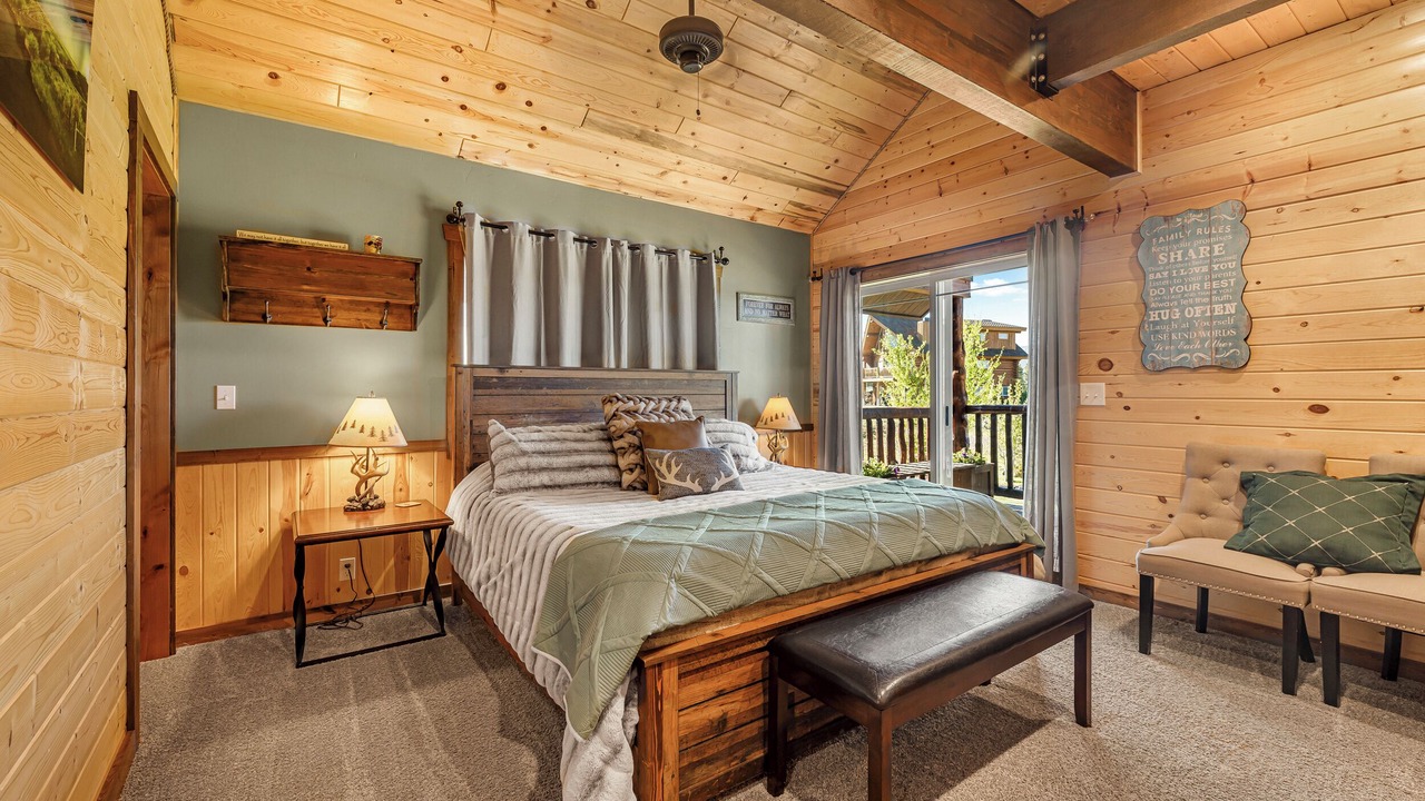 Photo of Bedroom in Island Park