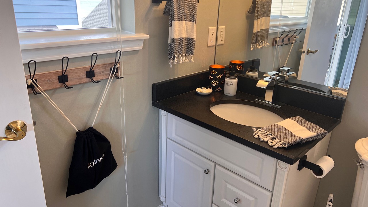 Photo of Bathroom in Sunland Estates