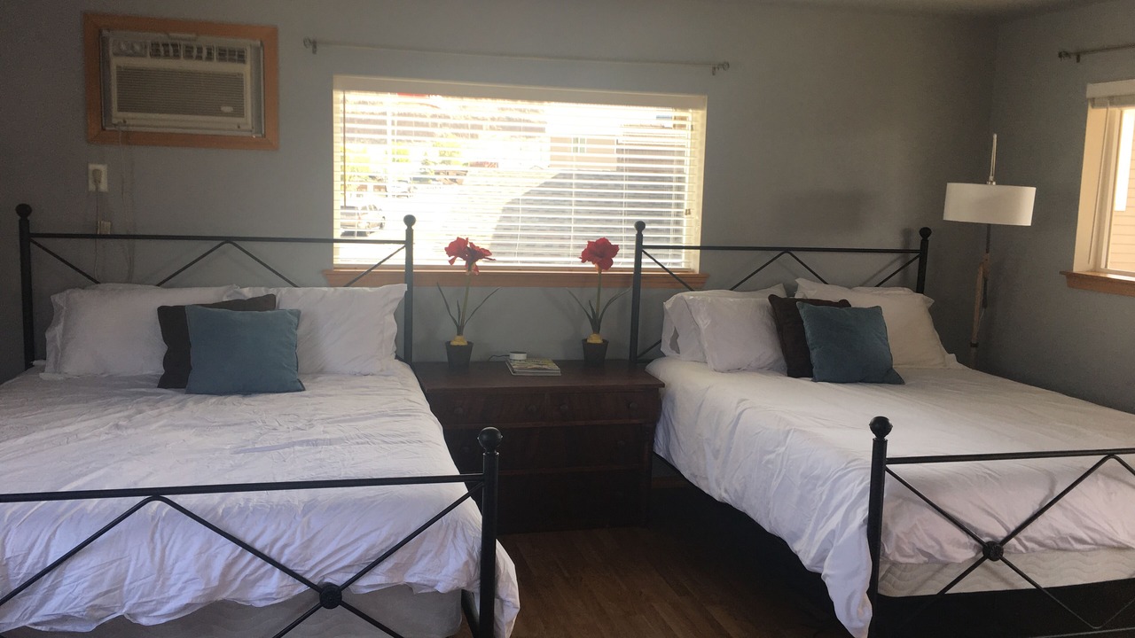Photo of Bedroom in Sunland Estates