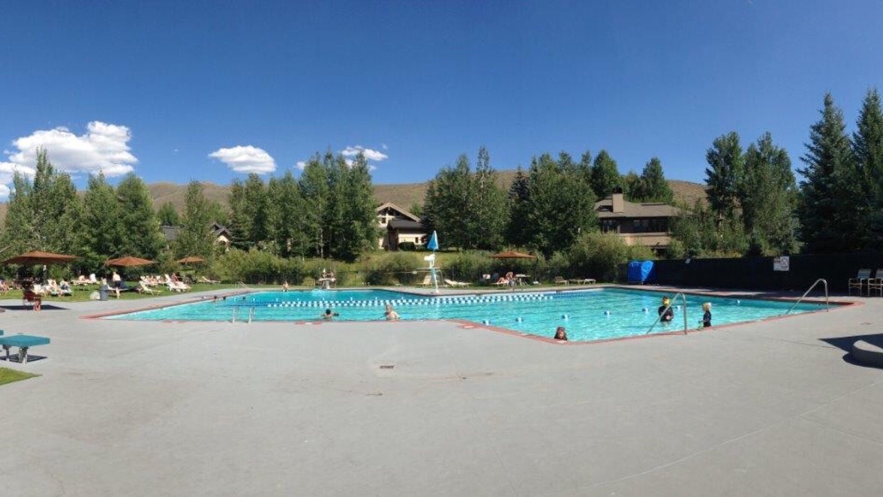 Photo of Outdoor in Elkhorn Village
