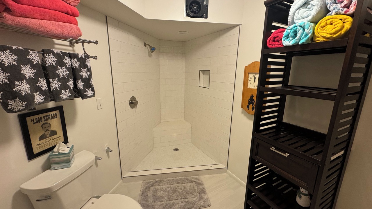 Photo of Bathroom in Elkhorn Village