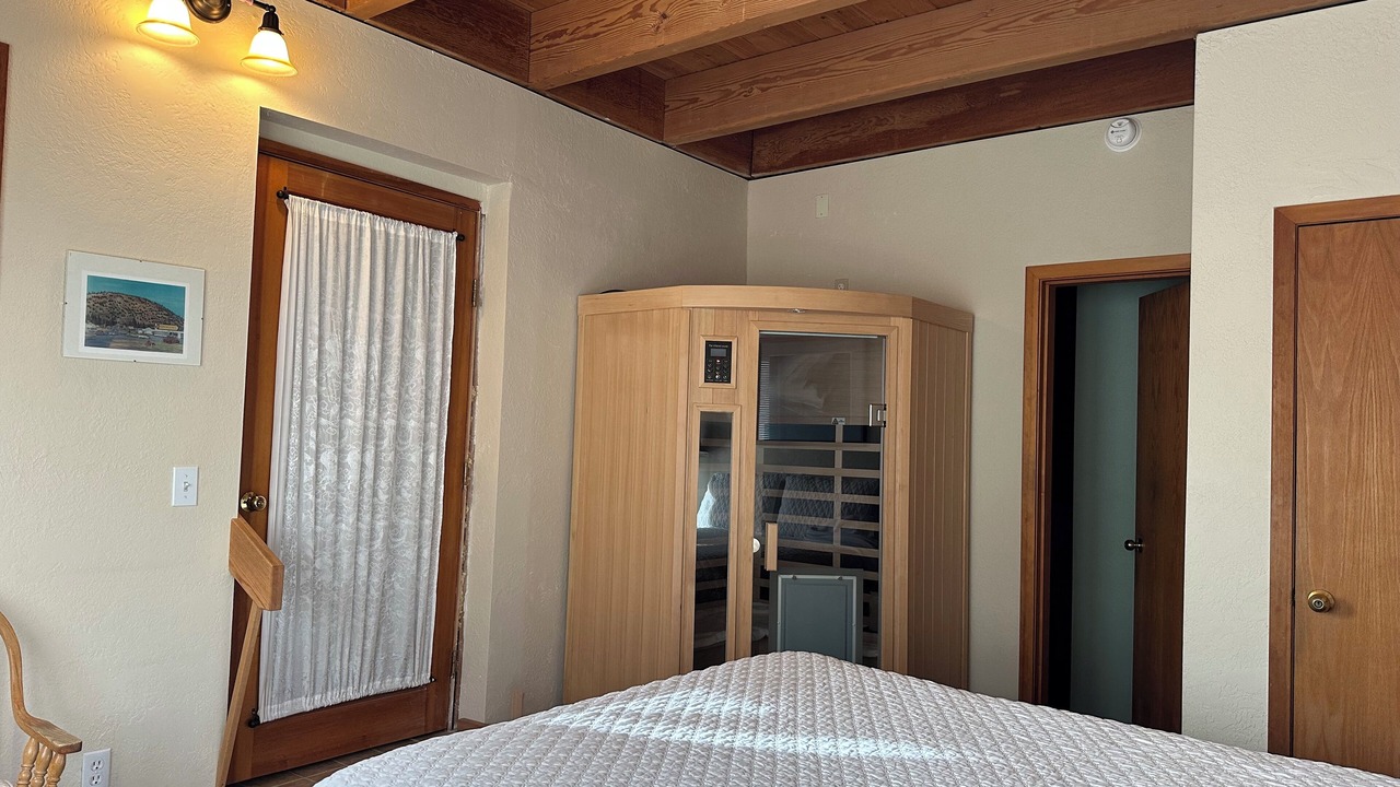 Photo of Bedroom in River West