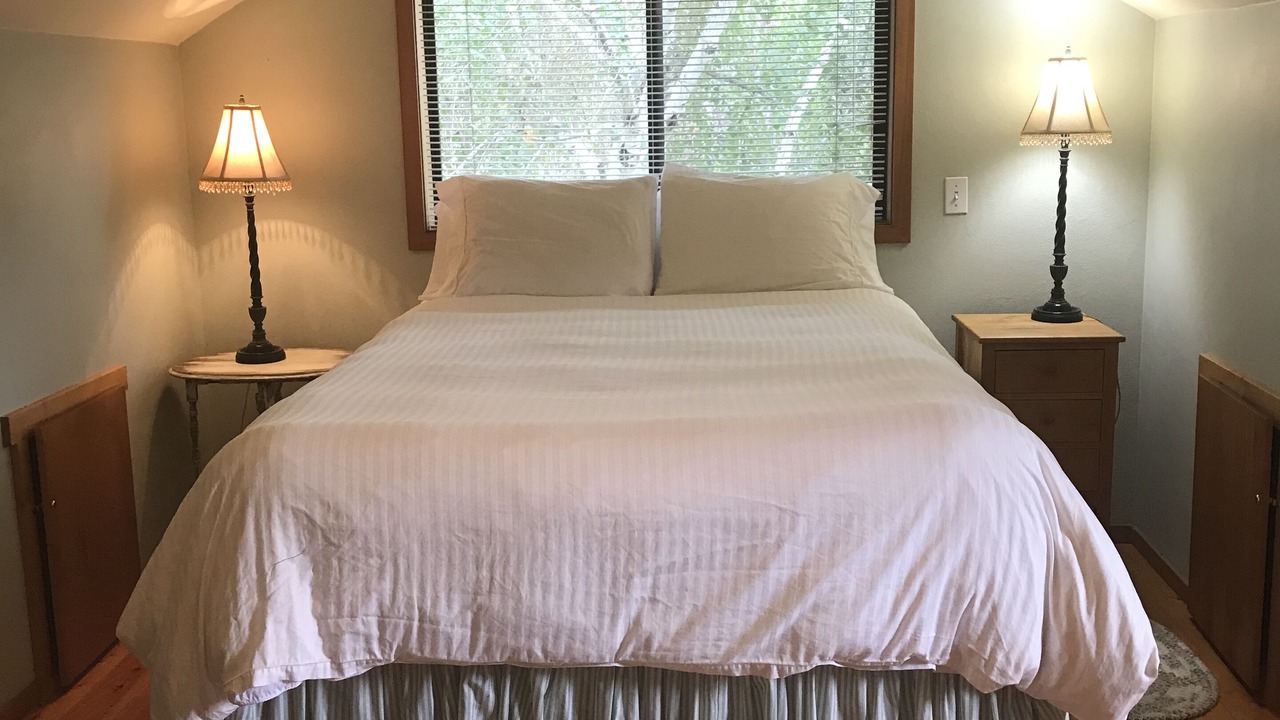 Photo of Bedroom in River West