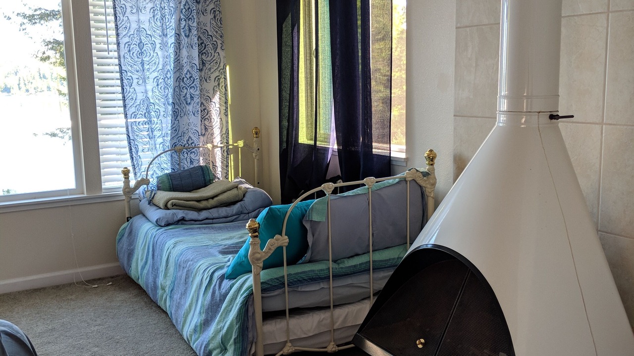 Photo of Livingroom in Lakebay