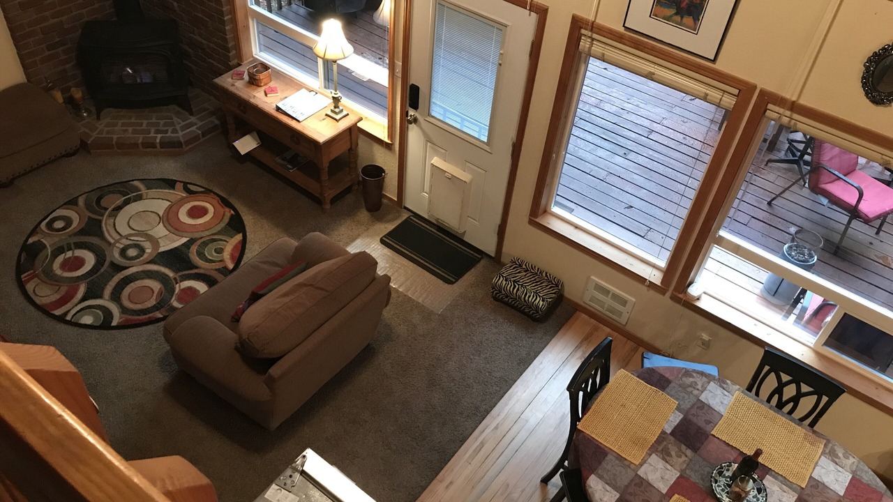 Photo of Livingroom in Sandpoint